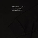 Sweater Crew Neck "Berlin Travel Club Typo" - Various Colors